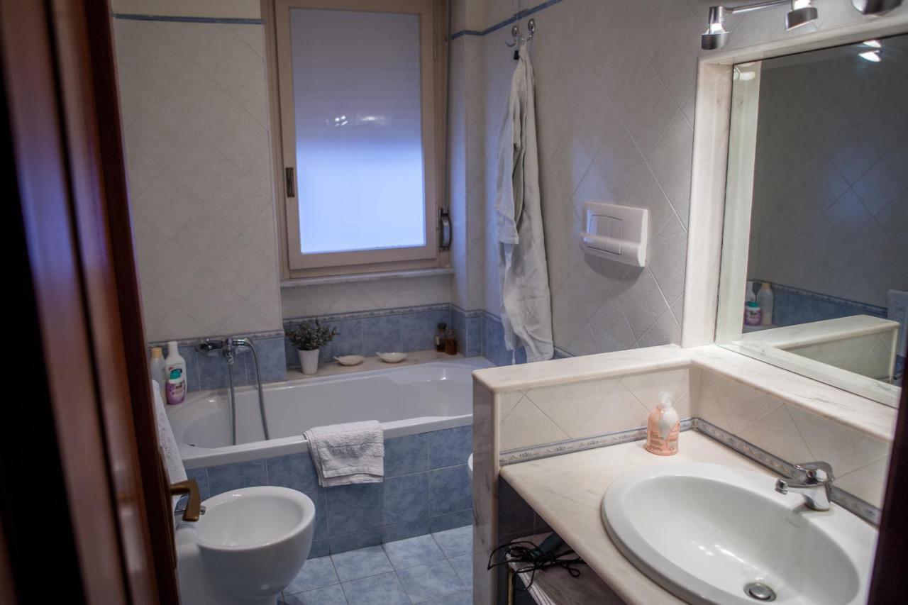 Un Tuffo Nella Baia Di Capomulini Bed & Breakfast Acireale Exterior photo